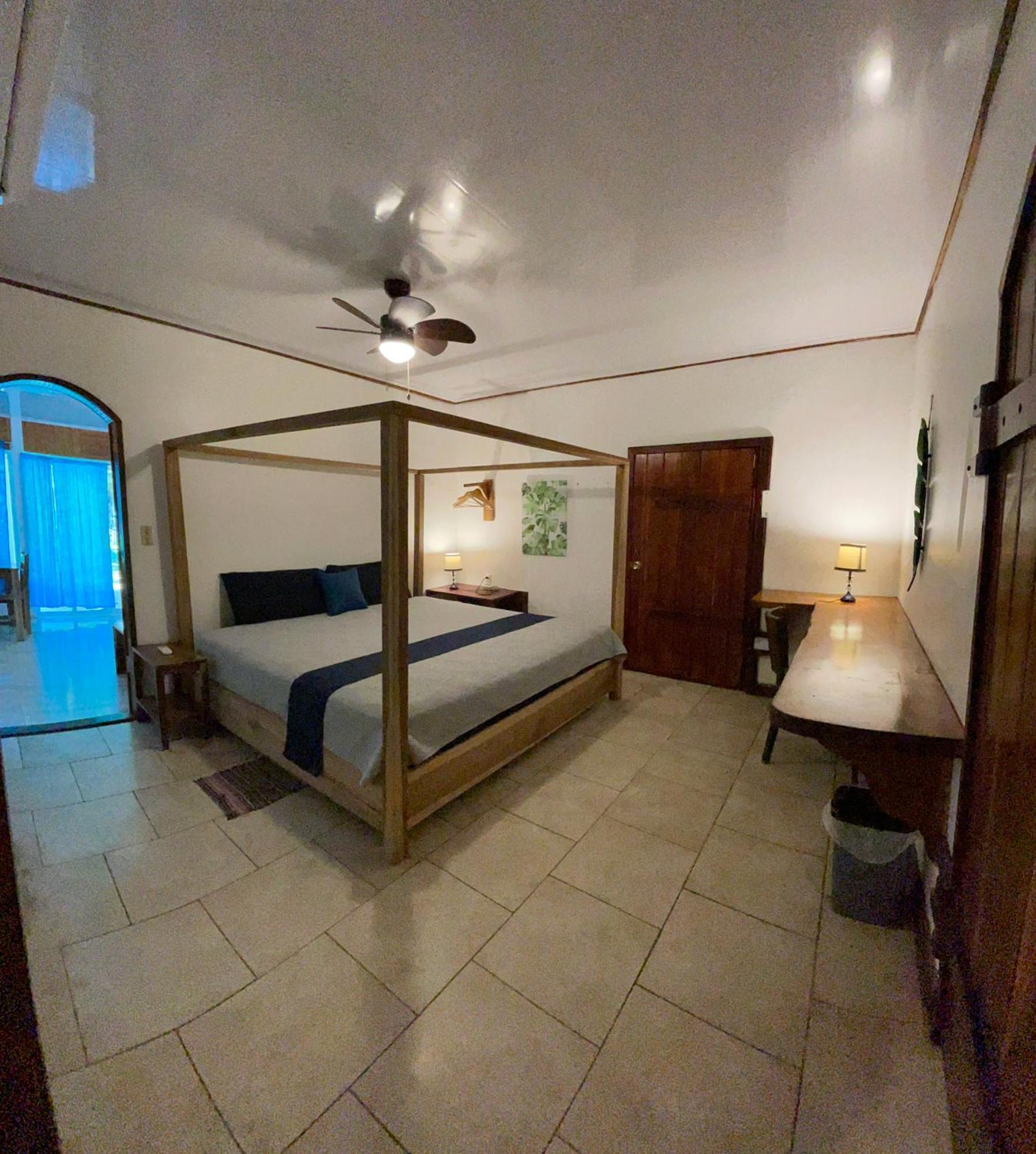 Casa Blanca Beachfront House With Shared Pool Access Pangea Lodge Manzanillo  Exterior photo